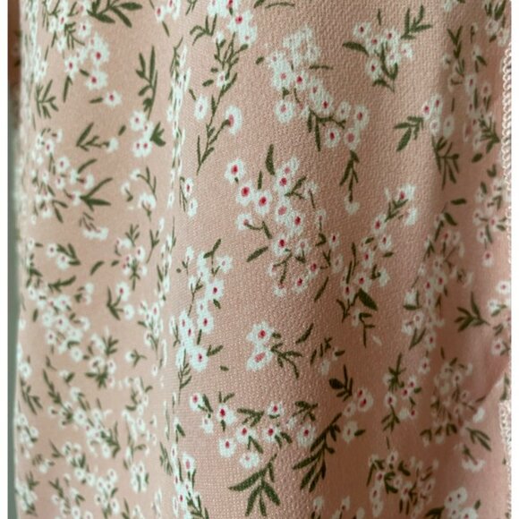 SHEIN Short-Sleeve Floral Blouse, Size Small - Picture 6 of 7